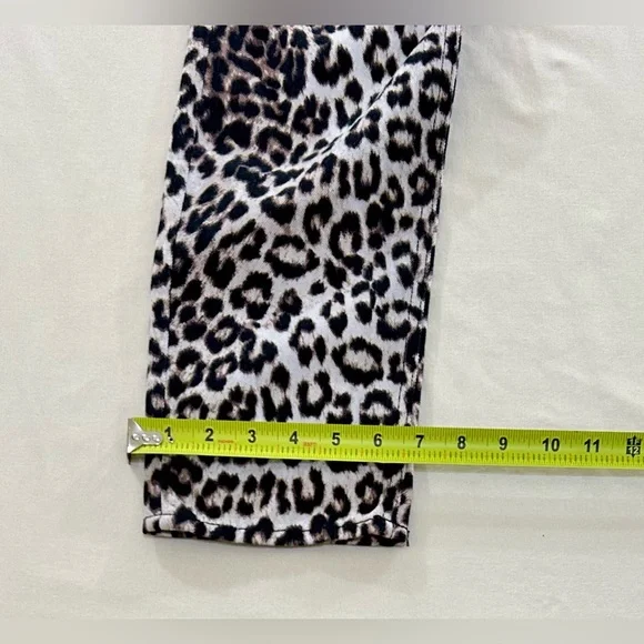 Rag & Bone Boyfriend Snow Leopard Print Womens Pants Size 28 - Picture 13 of 14